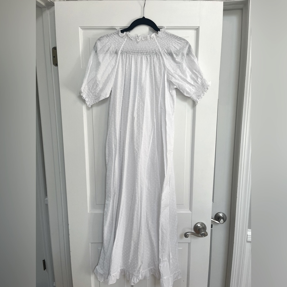Hill House night dress in white.